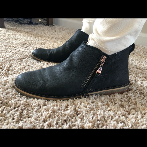 Ugg black booties size 7.5 - Picture 3 of 6